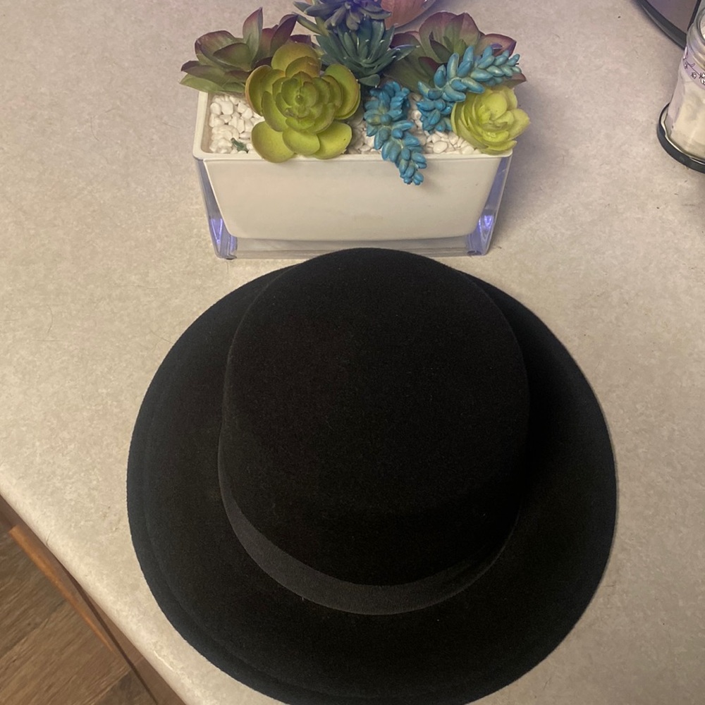 Classic Black Felt Bowler Hat - Women's Fashion Hat - Picture 2 of 3
